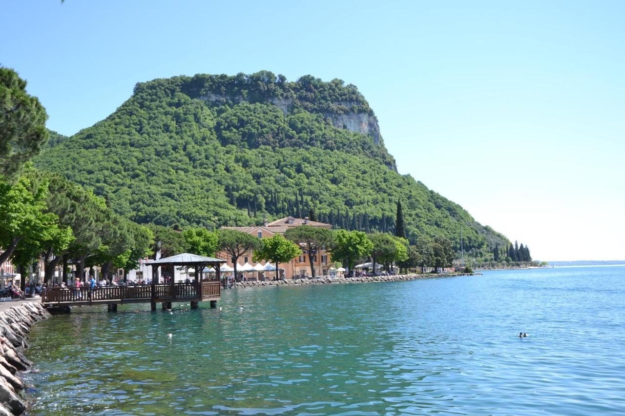 Originari Del Garda Apartment Garda  Exterior photo